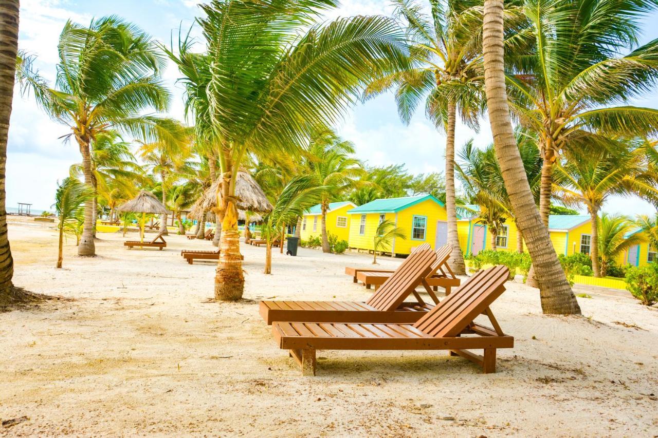 Royal Caribbean Resort Сан Педро Екстериор снимка
